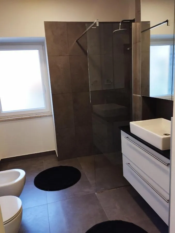 Beautiful Apartment In Center Rijeka